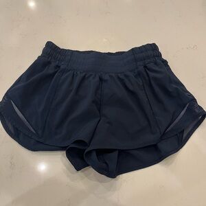 Lululemon Hotty Hot Low Rise 2.5 True Navy